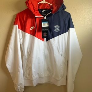 Nike women’s Paris -St Germain NSW windrunner